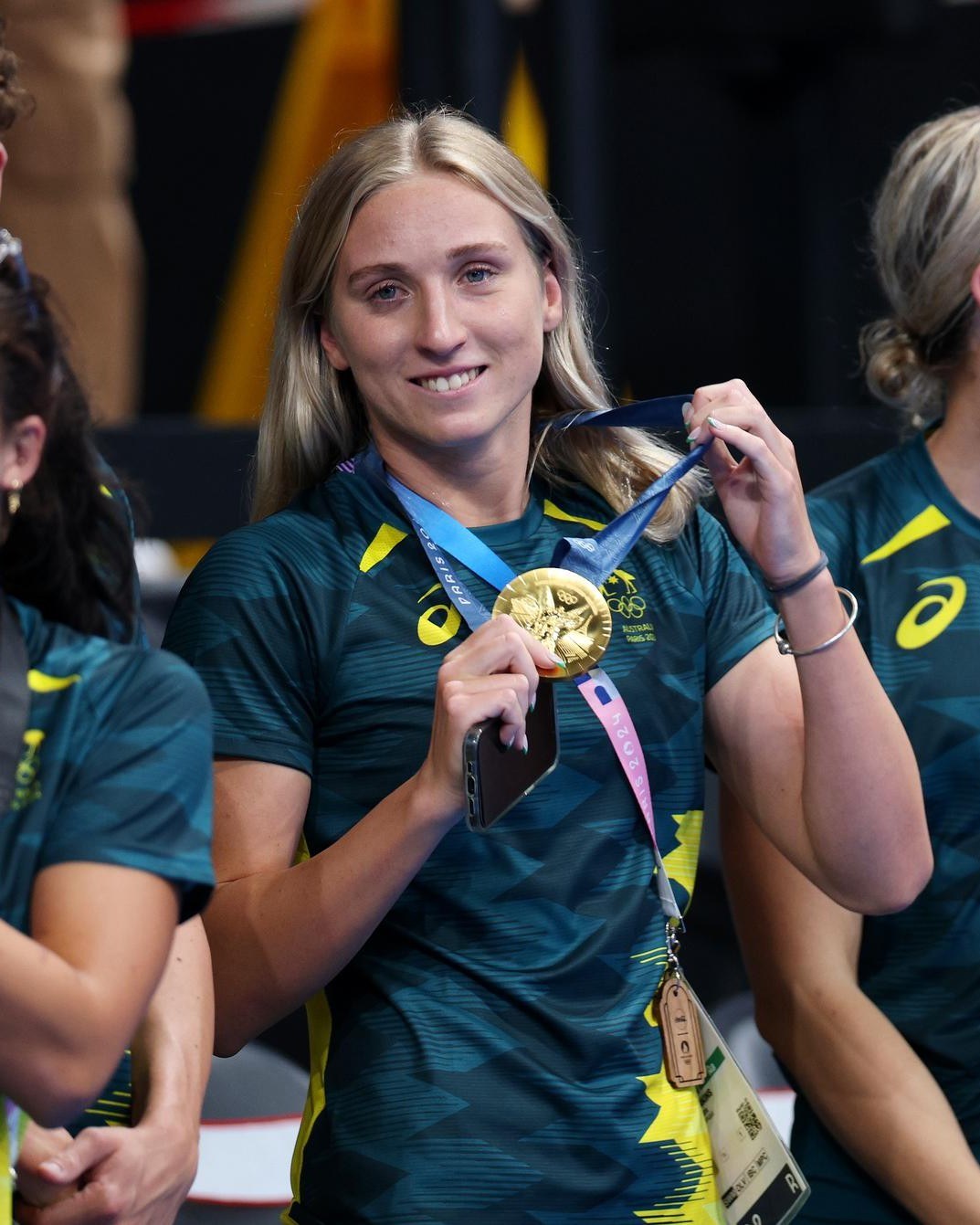 Jamie Perkins OAM Agency X Talent with her Paris 2024 Olympic gold medal